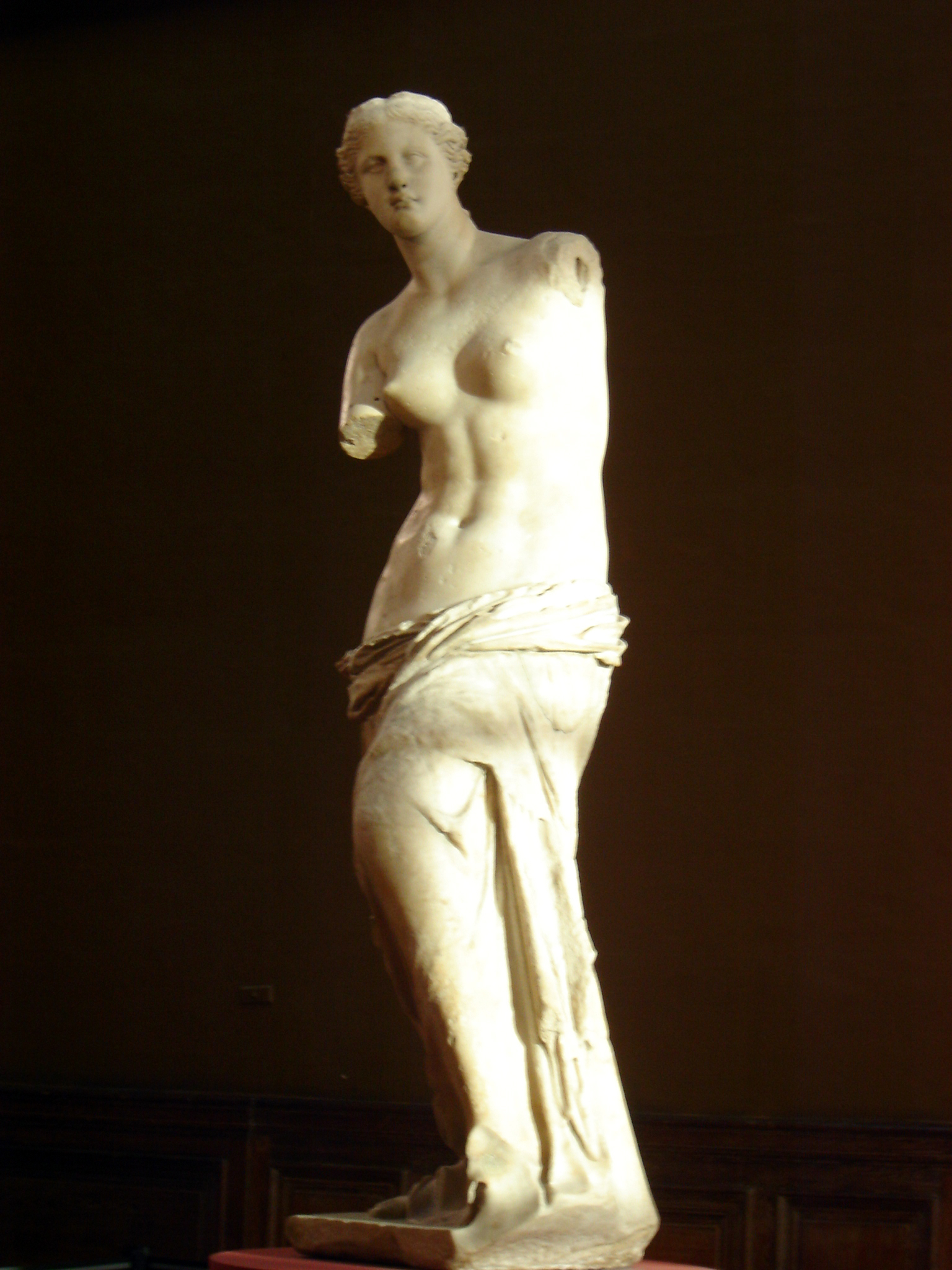 Venus de Milo at the Louvre. Photo by alphacityguides.