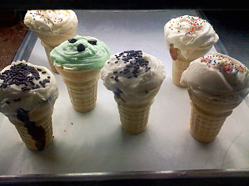 Ice cream cone cupcakes at Treats Truck in New York. Photo by <a href="http://www.flickr.com/photos/rkbcupcakes/3111599524/">Rachel from Cupcakes Take the Cake </a>