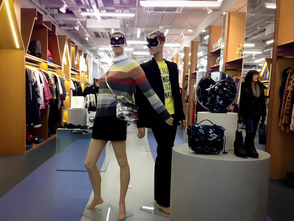 Fashion display at Opening Ceremony in London. Photo by alphacityguides.