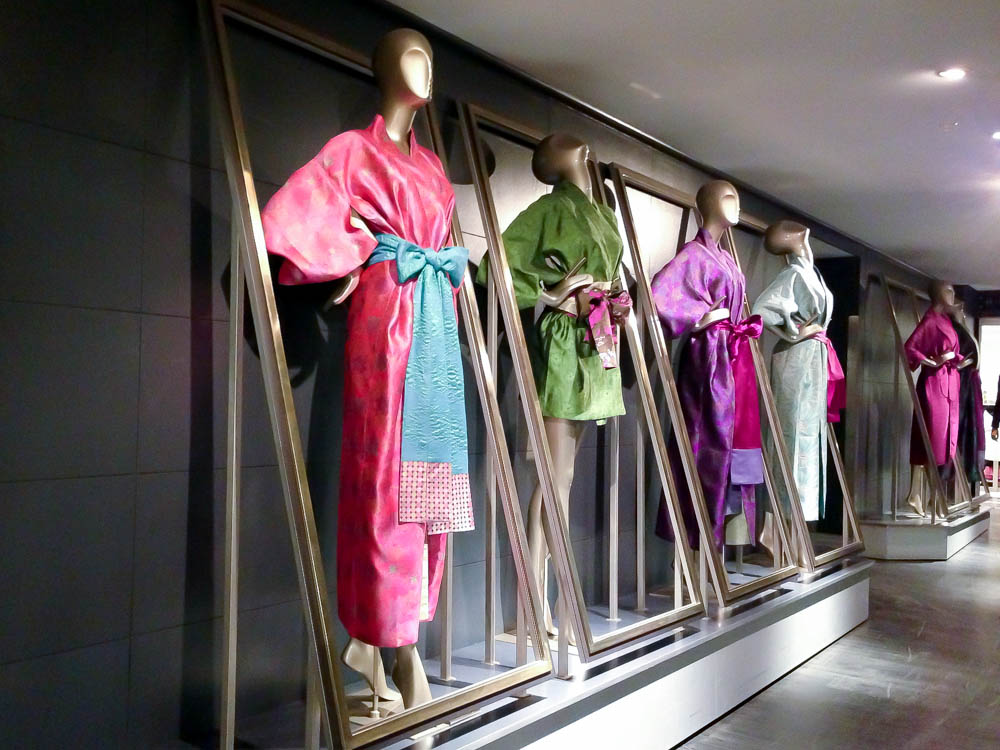 Fashion display inside Harrods in London. Photo by alphacityguides.