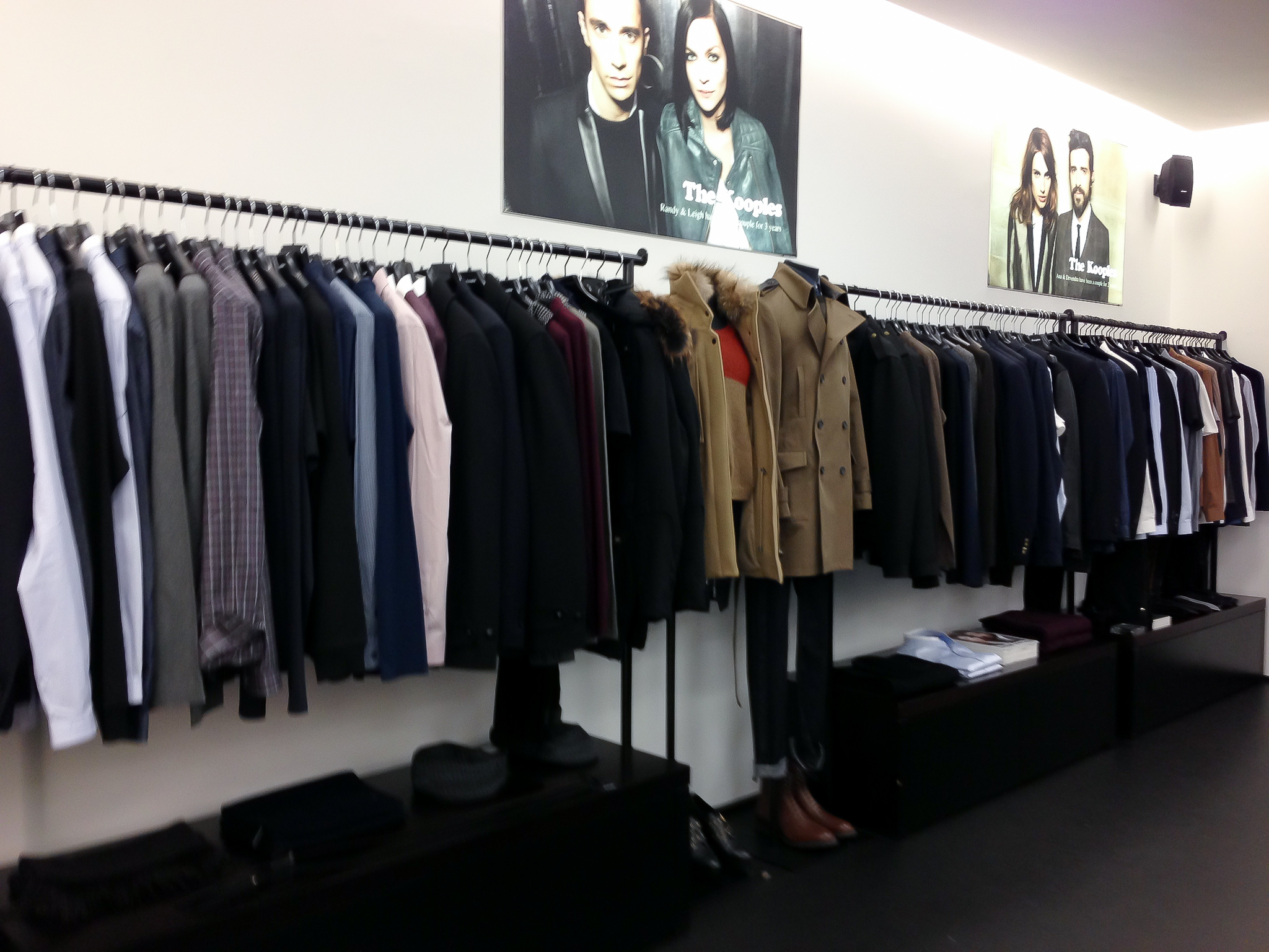 Fashion display at The Kooples in London. Photo by alphacityguides.