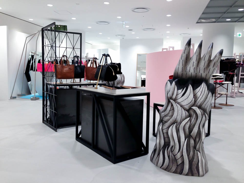 トップス NEIGHBORHOOD Dover Street Market Ginza Dover Street Market Ginza Opening Recap | Hypebeast