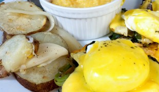 Eggs benedict and grits at The Flying Pan in Hong Kong. Photo by alphacityguides.