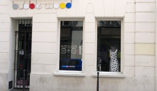 Store front at Bubble Wood in Paris. Photo by alphacityguides. 