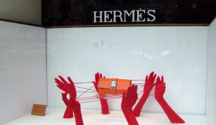 Window display at Hermès in Paris. Photo by alphacityguides.
