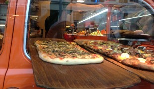 Brick oven Arancina Pizza in London. Photo by alphacityguides.