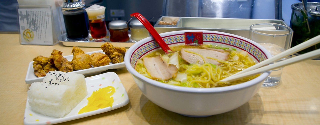 Ramen and fried chicken at Kamakura in Tokyo. Photo by alphacityguides.