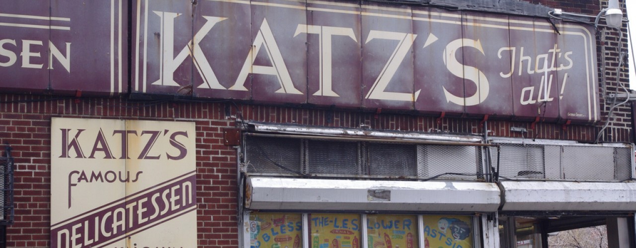 Katz's exterior. Photo by alphacityguides.