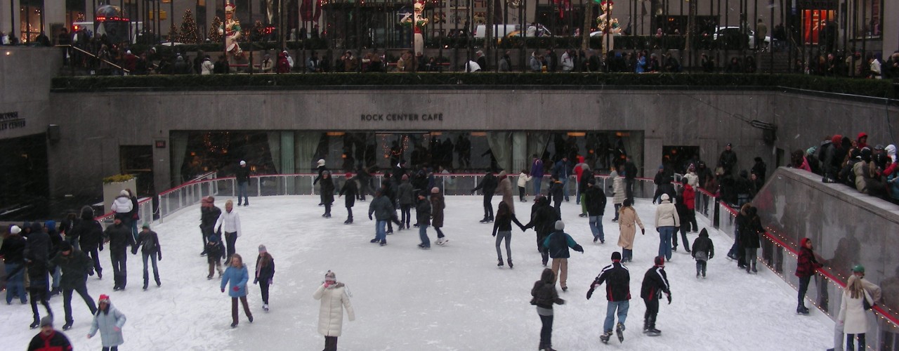 Ice rink at Rockefeller in New York. Photo by Alphacityguides