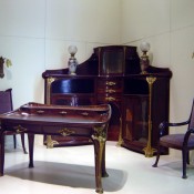 Art Nouveau furniture display at Musée d'Orsay. 
