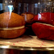 Pumpkin & red velvet woopie pies at Hummingbird Bakery in London. Photo by alphacityguides.